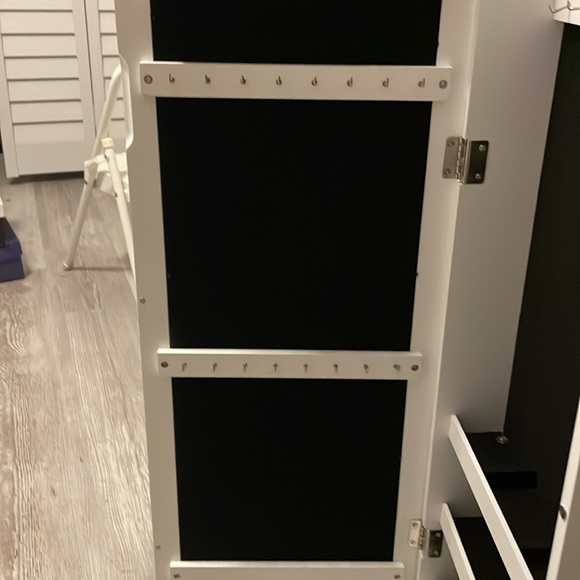 JEWELRY CASE. - Picture 5 of 7